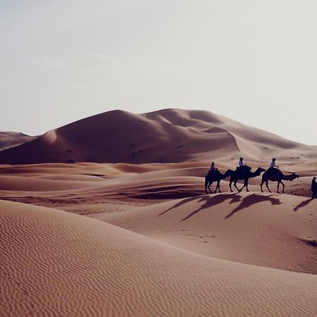 Tourza Desert Camp "Tents With Heating" 梅尔祖卡 外观 照片