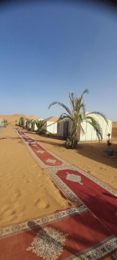 Tourza Desert Camp "Tents With Heating" 梅尔祖卡 外观 照片
