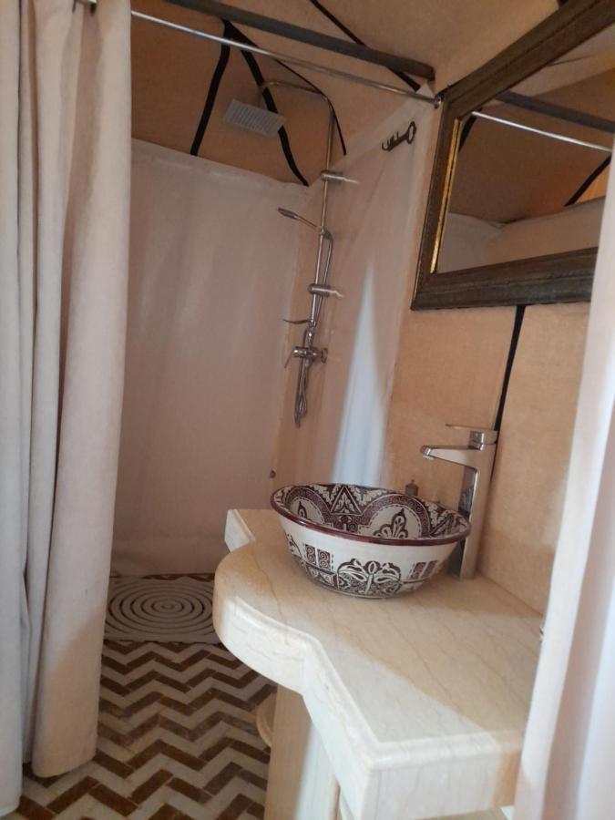 Tourza Desert Camp "Tents With Heating" 梅尔祖卡 外观 照片