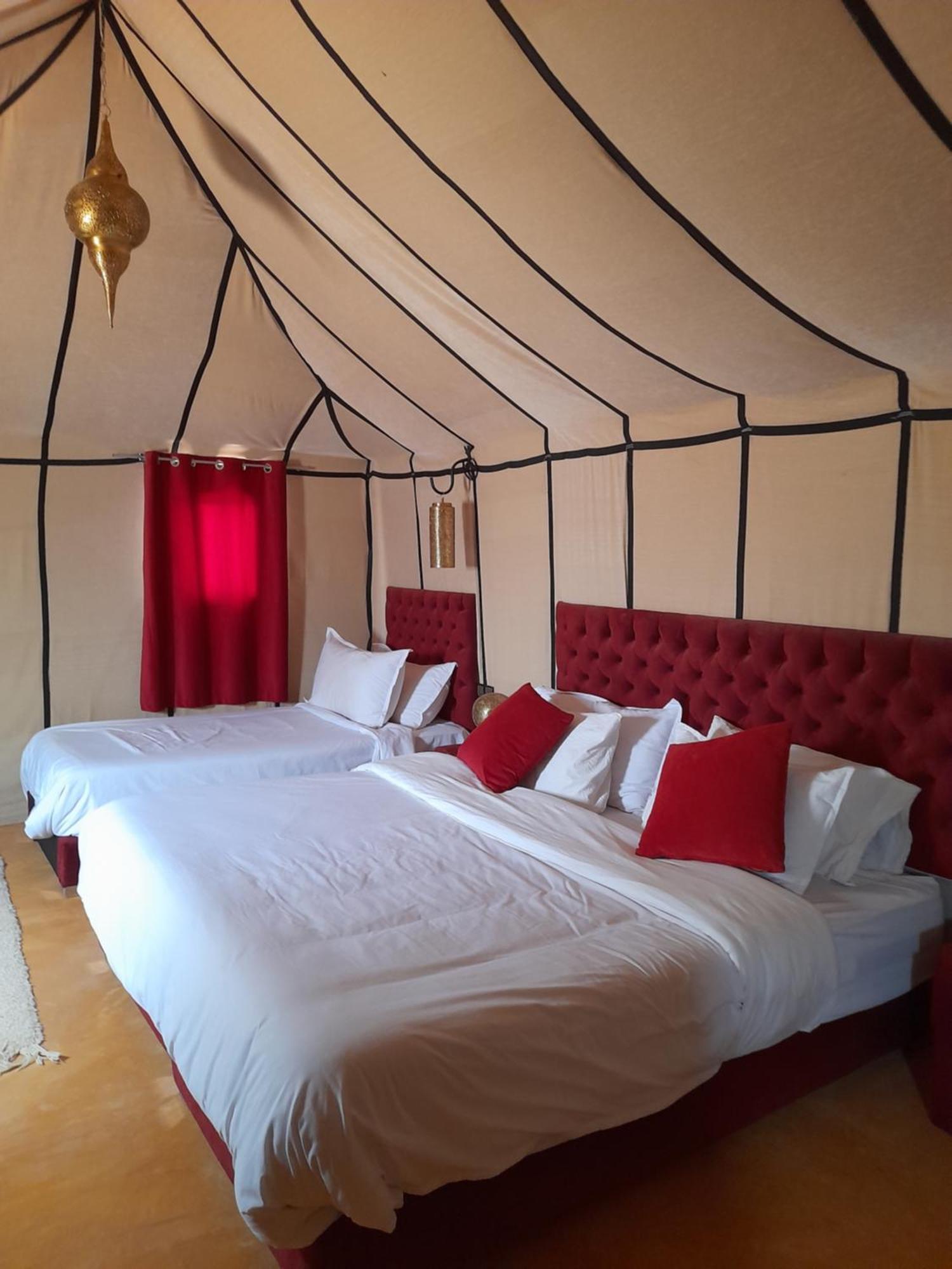 Tourza Desert Camp "Tents With Heating" 梅尔祖卡 外观 照片